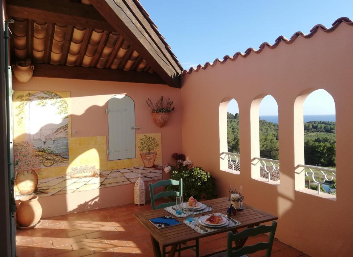 Hameau Des Amandiers - Vue Mer, Golf Et Vignes Apartment Saint-Cyr-sur-Mer Exterior photo